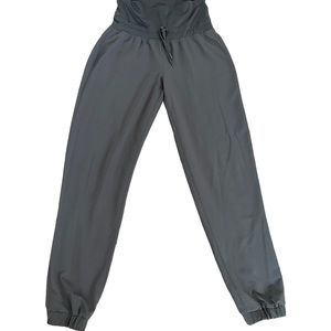 Athlete Venice Jogger Gray size 6